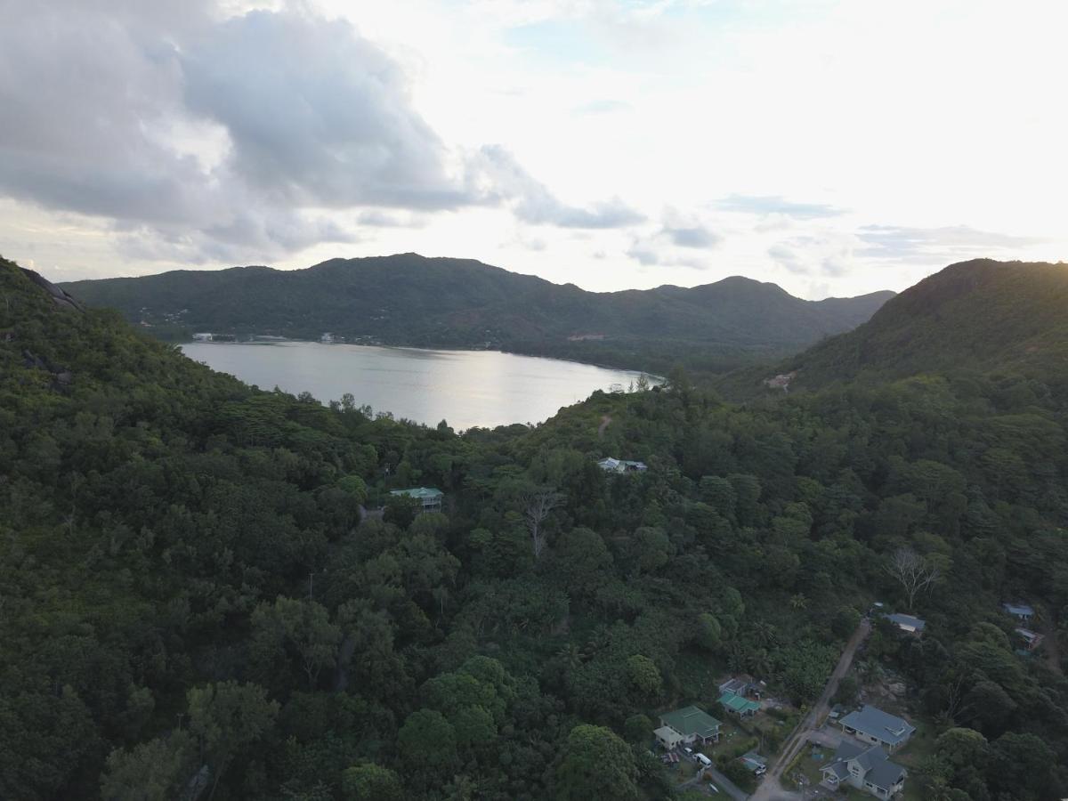 Anse La Blague Baie Sainte Anne