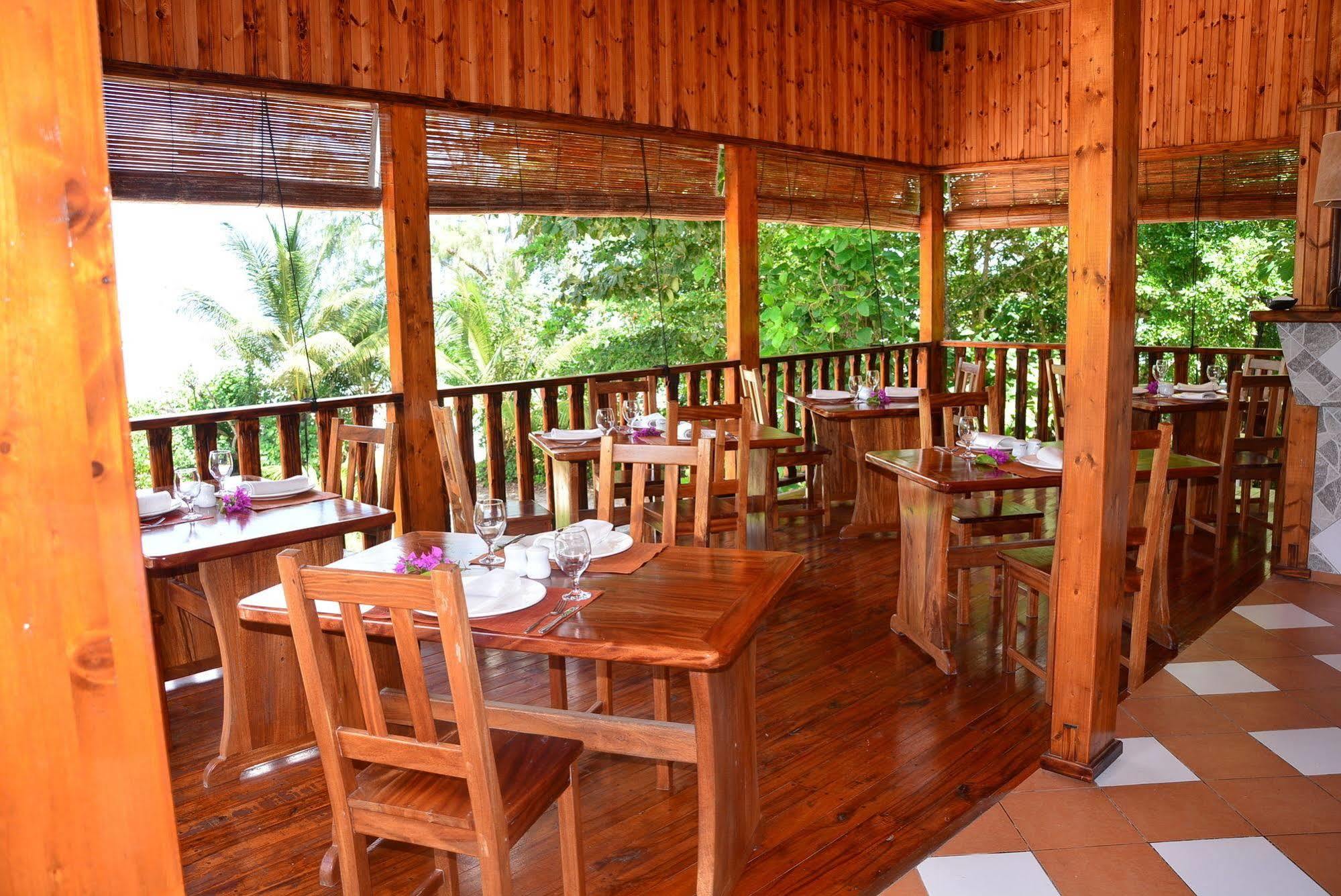 Hotel Anse La Blague